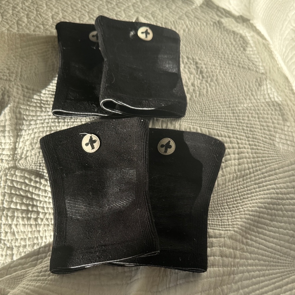 2 sets Gravity Black Knee Support Wraps XS